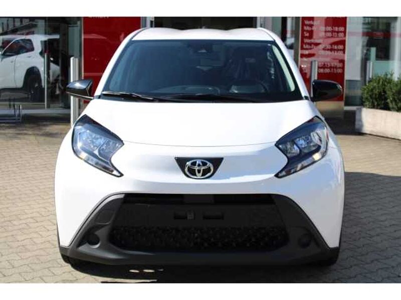 Toyota Aygo X 1,0 Play Apple CarPlay KOMFORT-PAKET SITZHZG. Android Auto Mehrzonenklima Musiks