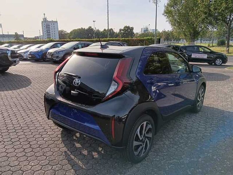 Toyota Aygo X 1,0-l-VVT-i 5-Türer Pulse Komfort-Paket LED-Paket