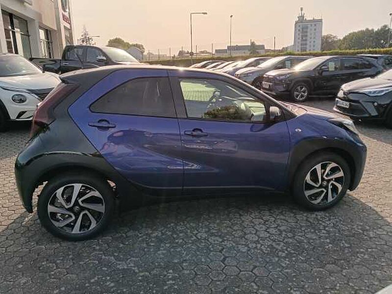 Toyota Aygo X 1,0-l-VVT-i 5-Türer Pulse Komfort-Paket LED-Paket