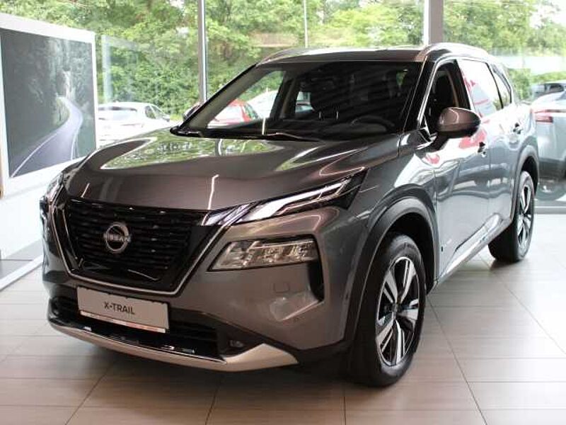 Nissan X-Trail 1.5 VC-T e-POWER 4x2 Tekna HUD Navi Memory Sitze Soundsystem Bose 360 Kamera