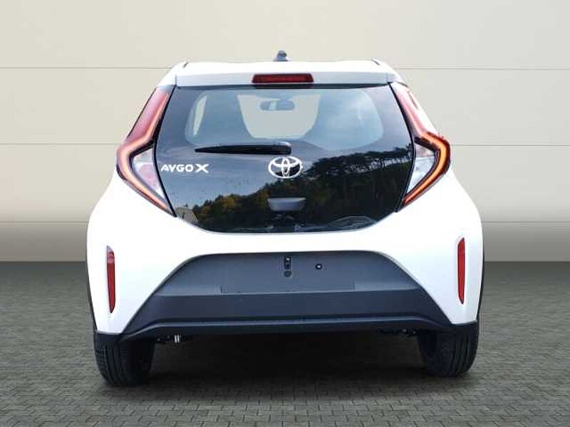 Toyota Aygo X 1,0 Play Apple CarPlay KLIMA RADIO SITZHZG Android Auto Mehrzonenklima 2-Zonen-K