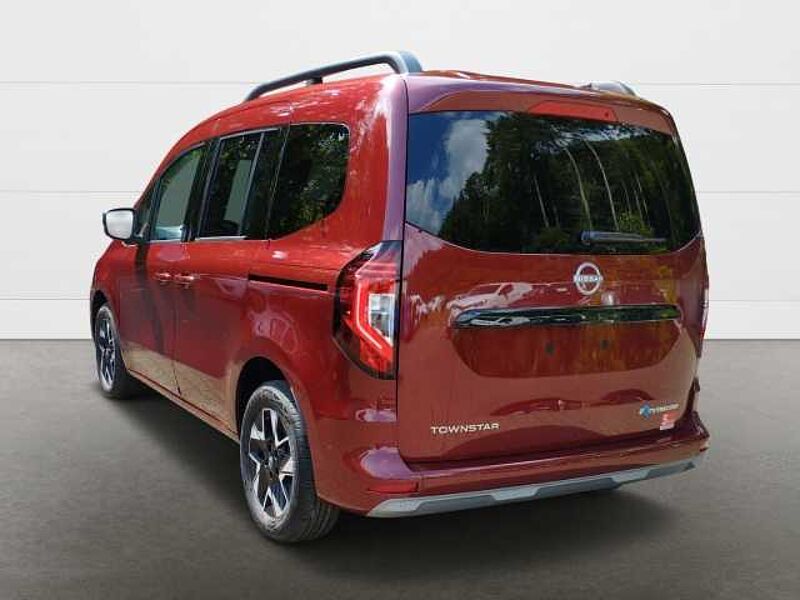 Nissan Townstar Kombi EV L1 TEKNA CCS2 Beheizbare Frontscheibe Lenkrad beheizbar 10 Zoll TFT-Bil