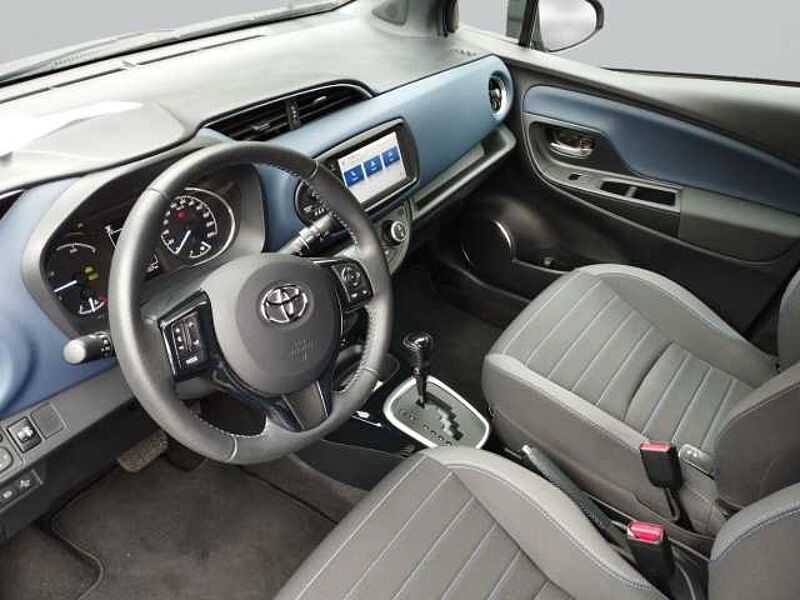 Toyota Yaris Hybrid Style Selection 1.5 Dual-VVT-i EU6d-T 5-TÜRER, STUFENLOSES AUTOMATIKGETR