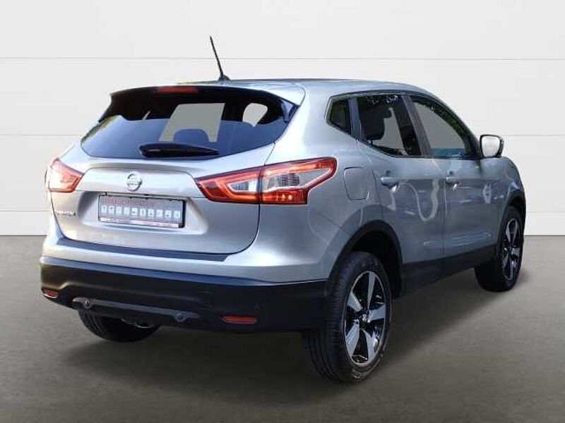 Nissan Qashqai N-Connecta 1.6 N-Vision DIG-T Navi Mehrzonenklima DAB