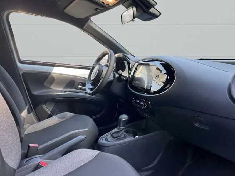 Toyota Aygo X 5-Türer Play 1,0-l-VVT-i S- CVT Stufenloses Automatikgetriebe Apple CarPlay Andr