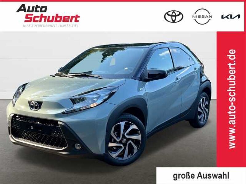 Toyota Aygo X 1,0 l Team D MT Apple CarPlay Android Auto Musikstreaming DAB SHZ Spurhalteass.