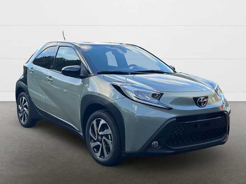 Toyota Aygo X 1,0 l Team D CVT LED+KLIMAAUTO+KAMERA+LM Android Auto Mehrzonenklima