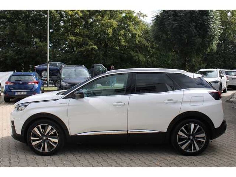 Peugeot 3008 1.6 Plug-In Hybrid4 300 e- GT Allrad Navi