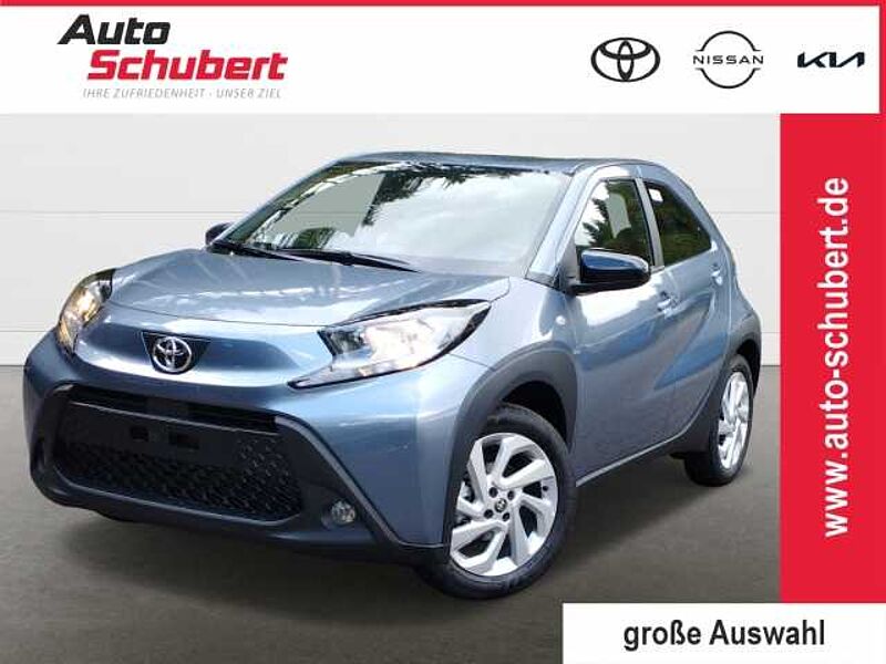 Toyota Aygo X 1,0 l Team D LED Apple CarPlay Android Auto Mehrzonenklima Musikstreaming DAB